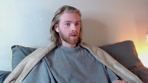 damien_diamond online show from December 18, 2024, 9:18 pm