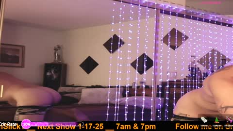 Snapshot of damienslick chatting on January 17, 2025, 1:15 am Damien Slick online show from January 17, 2025, 1:15 am