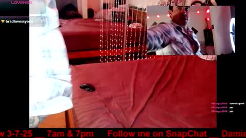 Snapshot of damienslick chatting on March 8, 2025, 6:21 am Damien Slick online show from March 8, 2025, 6:21 am