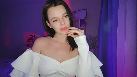 damla5656 online show from February 13, 2025, 10:00 pm