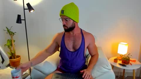 Snapshot of damncouple18 chatting on February 6, 2026, 1:54 am Sofia online show from February 6, 2026, 1:54 am