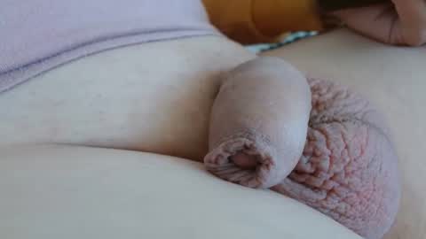 Snapshot of damocles01 chatting on September 11, 2025, 12:16 pm Damocles online show from September 11, 2025, 12:16 pm