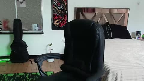 Damon online show from October 20, 2025, 8:09 pm