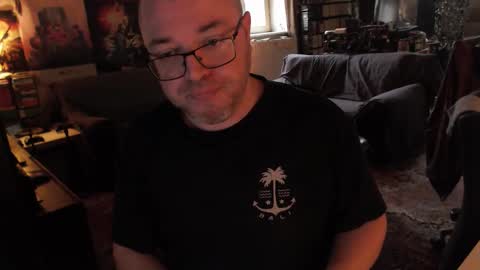 Snapshot of dampkap chatting on October 28, 2025, 8:18 am dampkap online show from October 28, 2025, 8:18 am