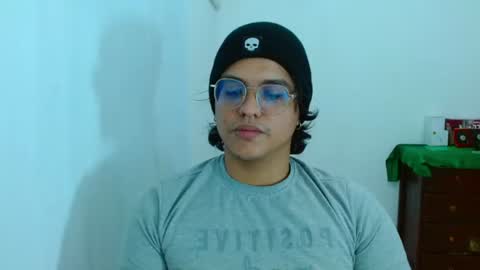 Snapshot of dan_blous chatting on June 26, 2026, 1:54 am Diane Blosson online show from June 26, 2026, 1:54 am
