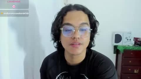 Snapshot of dan_blous chatting on July 2, 2026, 3:23 am Diane Blosson online show from July 2, 2026, 3:23 am