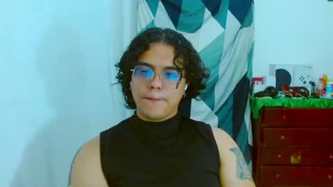 Snapshot of dan_blous chatting on July 23, 2026, 1:19 am Diane Blosson online show from July 23, 2026, 1:19 am