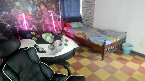 Snapshot of dan_cristancho chatting on October 11, 2025, 3:43 pm dan cristancho online show from October 11, 2025, 3:43 pm