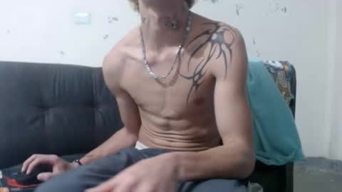 dan_jonson15 online show from February 5, 2026, 3:22 am