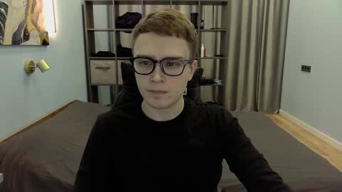 Snapshot of dan_leeroy chatting on December 18, 2024, 7:41 pm Dany online show from December 18, 2024, 7:41 pm