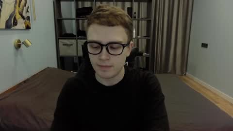 Snapshot of dan_leeroy chatting on December 19, 2024, 10:42 pm Dany online show from December 19, 2024, 10:42 pm