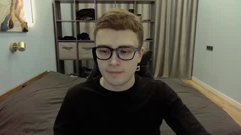 Snapshot of dan_leeroy chatting on December 21, 2024, 12:53 am Dany online show from December 21, 2024, 12:53 am