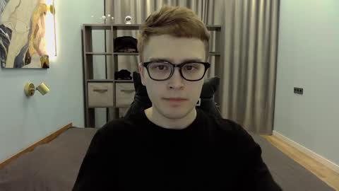 Snapshot of dan_leeroy chatting on December 21, 2024, 9:58 pm Dany online show from December 21, 2024, 9:58 pm