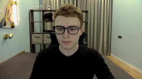 Snapshot of dan_leeroy chatting on December 24, 2024, 10:39 pm Dany online show from December 24, 2024, 10:39 pm