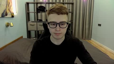 Snapshot of dan_leeroy chatting on December 31, 2024, 1:04 am Dany online show from December 31, 2024, 1:04 am