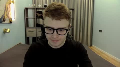 Snapshot of dan_leeroy chatting on January 11, 2025, 11:35 pm Dany online show from January 11, 2025, 11:35 pm