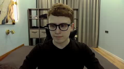 Snapshot of dan_leeroy chatting on January 29, 2025, 9:28 pm Dany online show from January 29, 2025, 9:28 pm