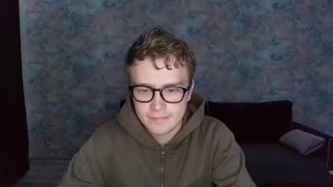 Snapshot of dan_leeroy chatting on September 9, 2025, 11:15 pm Dany online show from September 9, 2025, 11:15 pm