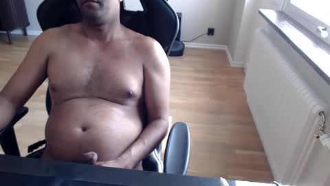 dan_the_man43 online show from May 23, 2026, 7:24 am