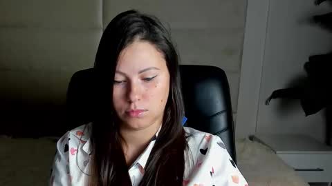 Snapshot of dana_dom chatting on October 13, 2025, 1:05 am Dana Dom online show from October 13, 2025, 1:05 am