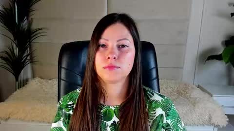 Dana Dom online show from November 9, 2025, 1:04 am