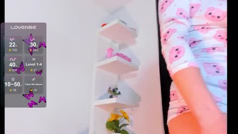 Dannita online show from March 22, 2026, 7:12 am