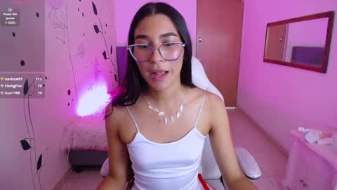 dana_paula online show from February 7, 2025, 5:40 pm
