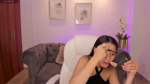 Snapshot of danaa_rouse chatting on October 4, 2025, 7:12 pm danaa_rouse online show from October 4, 2025, 7:12 pm