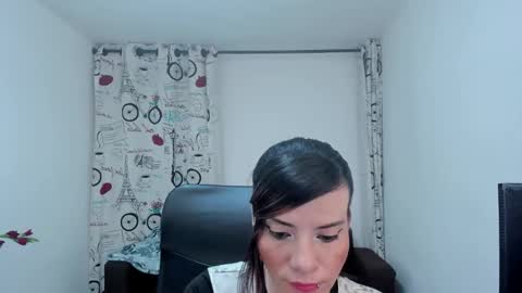 Snapshot of danaarey chatting on October 27, 2025, 3:27 pm Danaa Rey online show from October 27, 2025, 3:27 pm