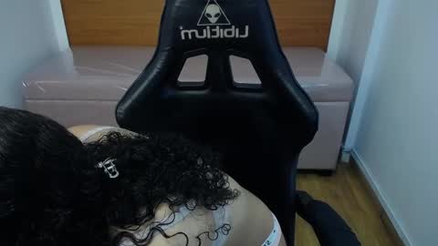 Danatella  online show from September 27, 2025, 12:54 pm