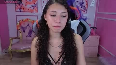 Danatella  online show from October 26, 2025, 12:55 pm