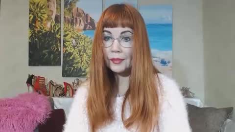 Snapshot of danceglory chatting on February 18, 2026, 6:42 am Danceglory online show from February 18, 2026, 6:42 am