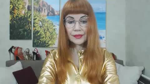 Snapshot of danceglory chatting on May 11, 2026, 5:24 am Danceglory online show from May 11, 2026, 5:24 am