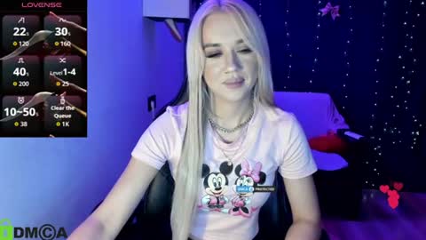dances_queen online show from July 20, 2026, 6:38 am