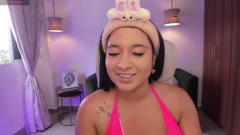 Dandara   online show from October 15, 2025, 8:20 pm