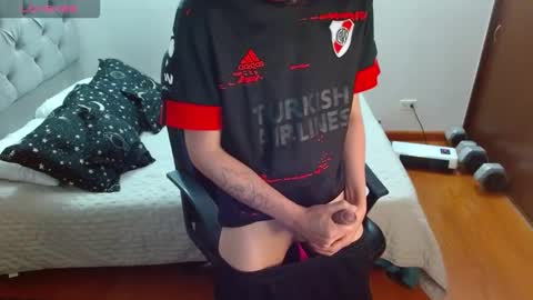 DANDY THOMAS    angeloo 666 online show from December 15, 2025, 8:46 pm