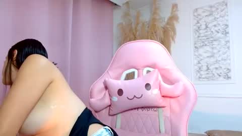 Danella Houston online show from July 25, 2026, 9:23 pm