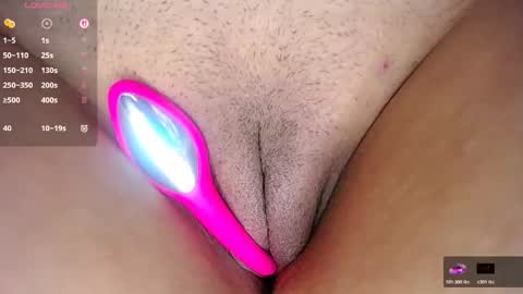 Snapshot of danette_deluxee chatting on February 15, 2026, 1:02 am danette_deluxee online show from February 15, 2026, 1:02 am