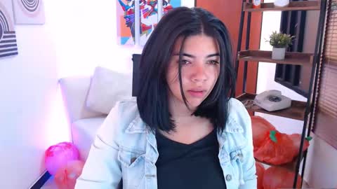 Veronica online show from November 19, 2025, 10:26 am