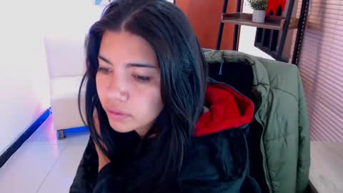 Veronica online show from May 9, 2026, 11:26 am