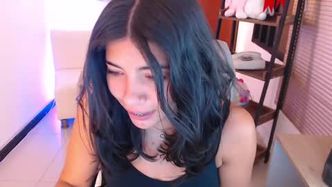 Veronica online show from May 21, 2026, 12:12 pm