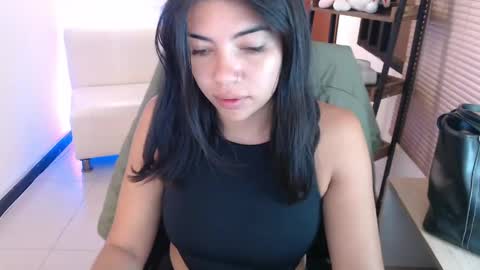 Veronica online show from May 25, 2026, 12:00 pm