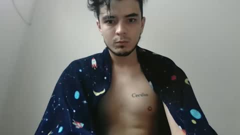 Snapshot of dani_42017 chatting on December 7, 2024, 11:51 am dani_42017 online show from December 7, 2024, 11:51 am