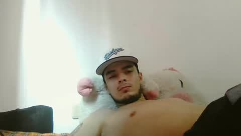 Snapshot of dani_42017 chatting on December 8, 2024, 5:44 pm dani_42017 online show from December 8, 2024, 5:44 pm