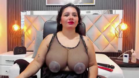 dani_boobs_milk online show from December 20, 2025, 4:41 am