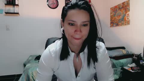 dani y jocelyn online show from March 4, 2025, 11:19 am
