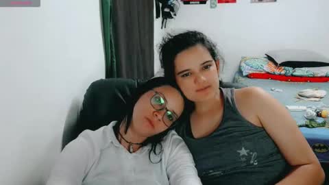 Snapshot of dani_jocelyn chatting on October 14, 2025, 12:22 am dani y jocelyn online show from October 14, 2025, 12:22 am