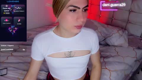 Snapshot of dani_lovet1 chatting on October 9, 2025, 7:12 pm dani online show from October 9, 2025, 7:12 pm