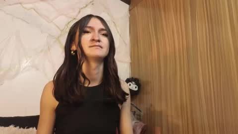 Snapshot of danicandy_ chatting on October 15, 2025, 6:35 am DANI independent model IG online show from October 15, 2025, 6:35 am