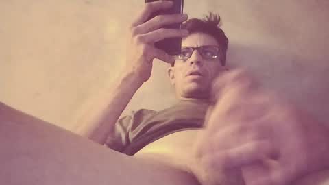 danicrss8 online show from April 25, 2026, 2:25 am